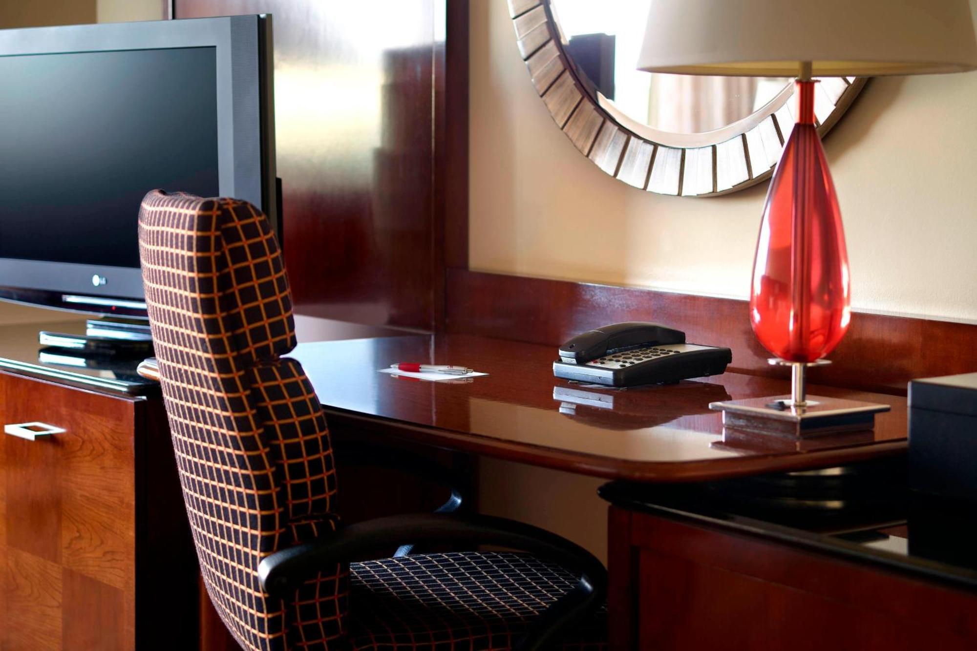 New Orleans Marriott Metairie At Lakeway מראה חיצוני תמונה